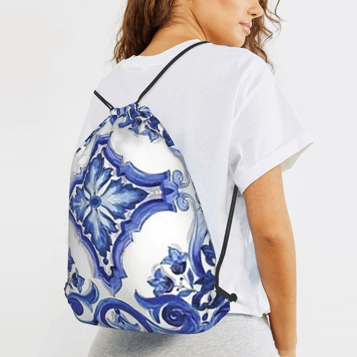 Blue Ornate Floral Mediterrane - Tile Bag Drawstring บทวิจารณ์และราคา