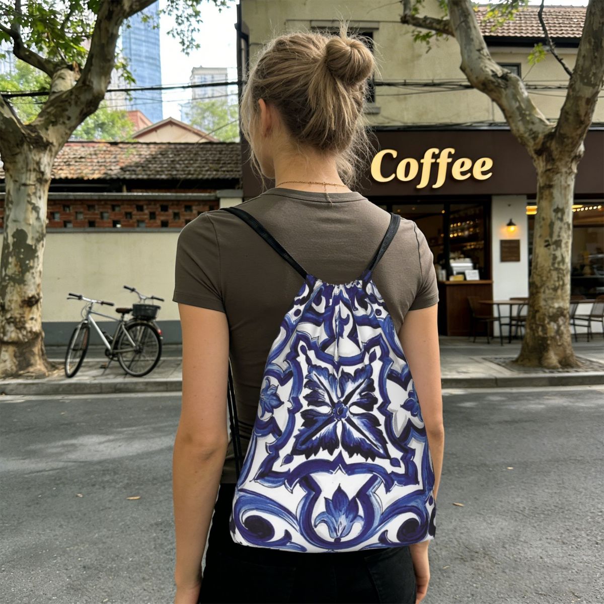 Blue Ornate Floral Mediterrane - Tile Bag Drawstring บทวิจารณ์และราคา